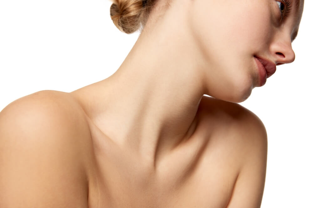 The Secrets to a Youthful-Looking Neck and Décolletage